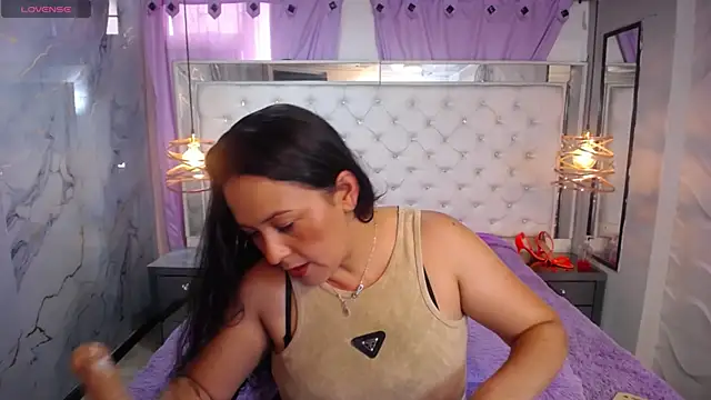 Melissa-roberts online show from 12, 11, 2025