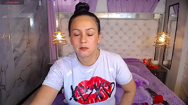 Melissa-roberts online show from 27, 11, 2025