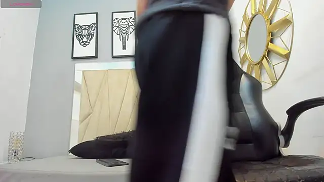 adams bobby online show from 18, 4, 2026