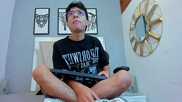 adams bobby online show from 31, 3, 2026