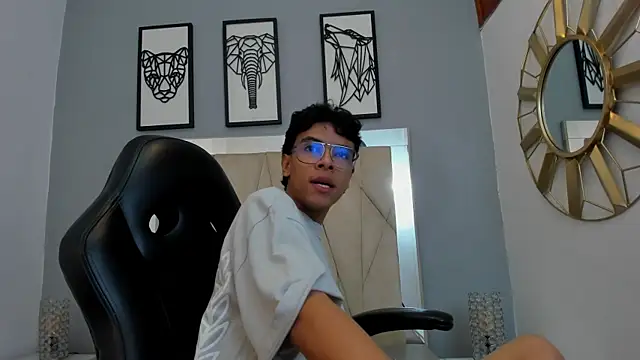adams bobby online show from 25, 5, 2026