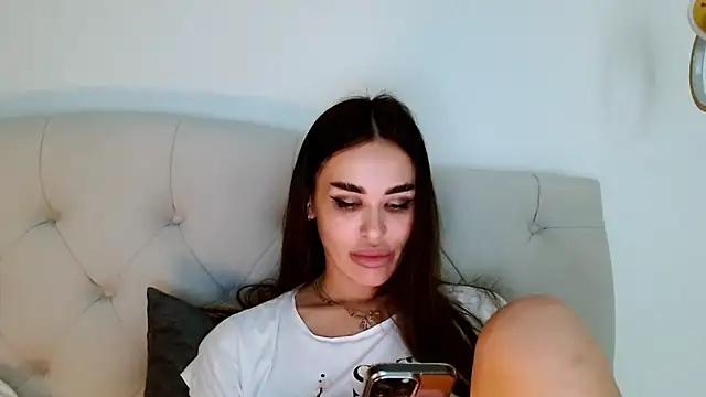 Snapshot of velvetveyraX chatting on 10, 6, 2026 velvetveyraX online show from 10, 6, 2026