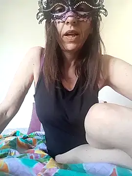 Snapshot of MissMonella85 chatting on 25, 5, 2026 MissMonella85 online show from 25, 5, 2026