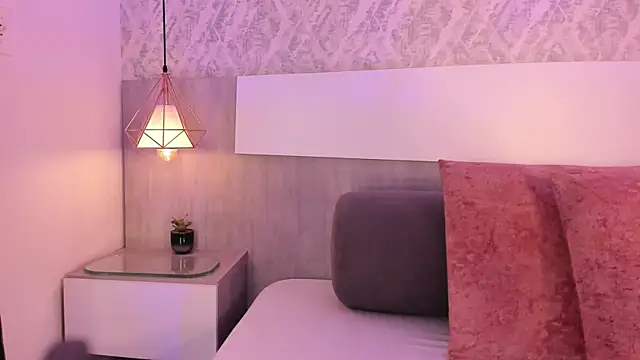 Snapshot of Vittoria__rossi chatting on 30, 6, 2026 Vittoria rossi online show from 30, 6, 2026