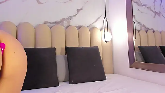 Vittoria  rossi online show from 25, 11, 2025