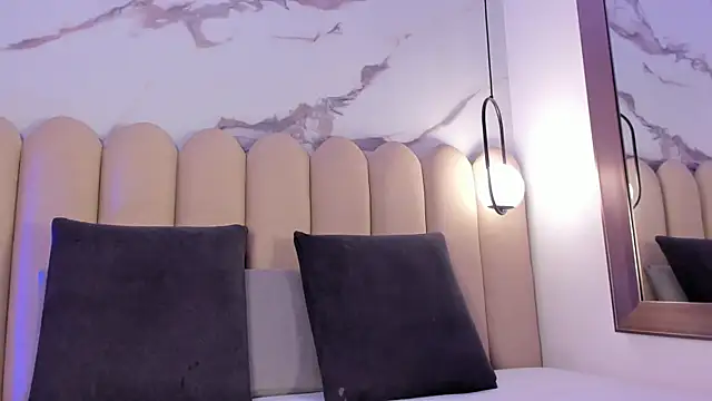 Vittoria  rossi online show from 4, 12, 2025