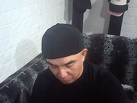 yourasiandesire69 online show from 5, 12, 2025