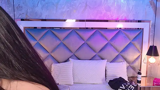  giggy 2 online show from 18, 11, 2025