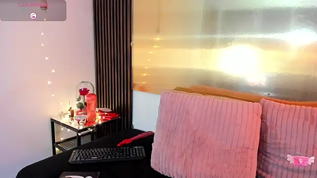 LunaaMorena online show from 16, 12, 2025