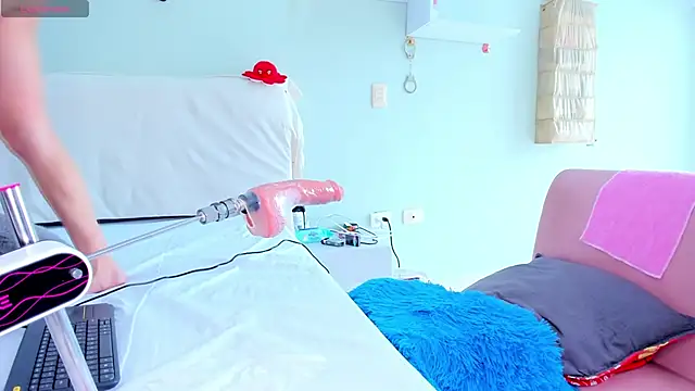 Luna Raay online show from 31, 1, 2026