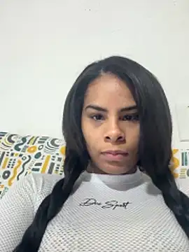 Snapshot of NikolRose chatting on 1, 11, 2025 NikolRose online show from 1, 11, 2025