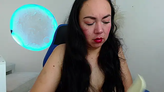 Snapshot of Yadis_hot chatting on 30, 10, 2025 Yadis hot online show from 30, 10, 2025