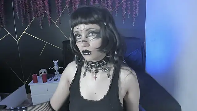 Yueeclipsa online show from 31, 10, 2025