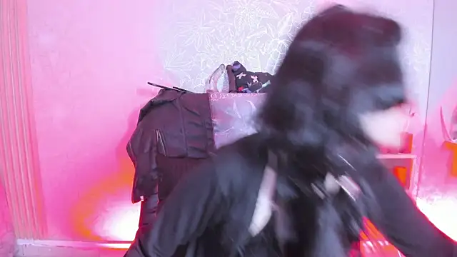 Yueeclipsa online show from 23, 11, 2025