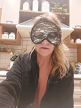 susylux online show from 5, 4, 2026