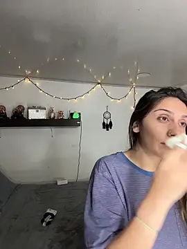 sarah honey   online show from 31, 10, 2025