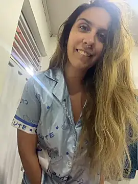 sarah honey   online show from 6, 3, 2026