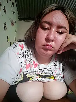 Snapshot of SaraCute_1 chatting on 31, 10, 2025 SaraCute 1 online show from 31, 10, 2025