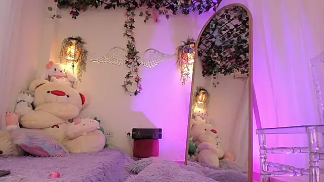 ISA NIXON online show from 7, 2, 2026