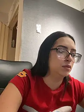 Kloe Novoa online show from 12, 2, 2026