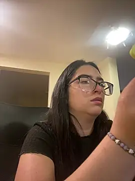 Kloe Novoa online show from 22, 4, 2026