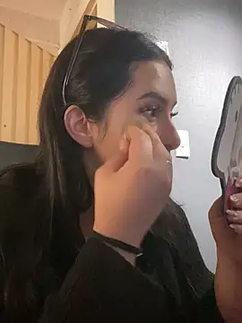 Kloe Novoa online show from 15, 1, 2026