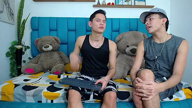 Hot Boys Latinos X online show from 16, 3, 2026