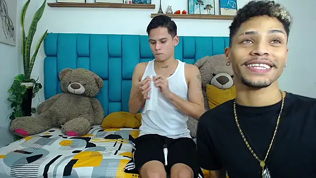 Hot Boys Latinos X online show from 12, 3, 2026