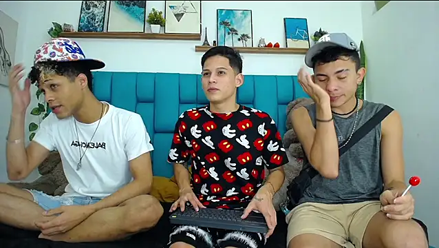 Hot Boys Latinos X online show from 3, 2, 2026