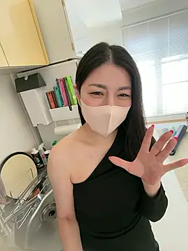 akimix xoxo online show from 23, 2, 2026