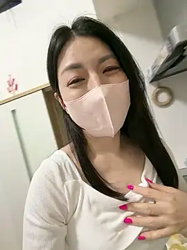 akimix xoxo online show from 19, 3, 2026