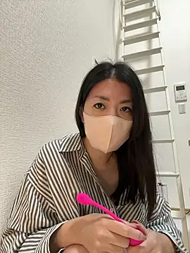 akimix xoxo online show from 23, 11, 2025