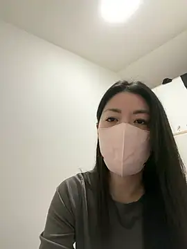 akimix xoxo online show from 23, 3, 2026