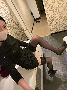 akimix xoxo online show from 15, 4, 2026