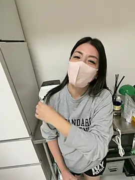 akimix xoxo online show from 3, 2, 2026