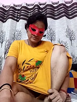 Hotty girl25 online show from 29, 10, 2025