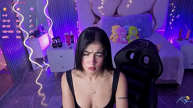 MAIILY TAY online show from 6, 2, 2026