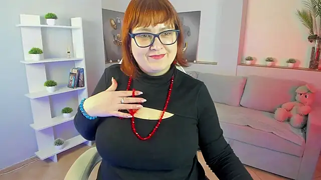 Snapshot of KendallRoie chatting on 30, 10, 2025 KendallRoie online show from 30, 10, 2025