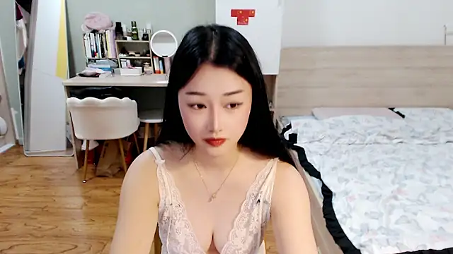 Snapshot of TT-07 chatting on 31, 10, 2025 TT-07 online show from 31, 10, 2025