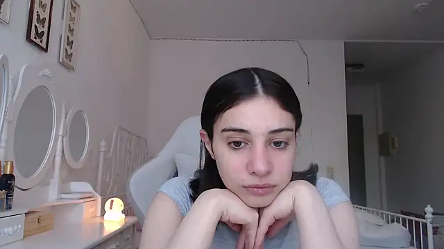 bellefleurrr online show from 26, 3, 2026