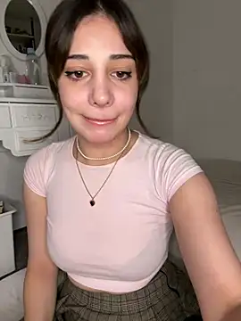 Snapshot of bellefleurrr chatting on 20, 7, 2026 bellefleurrr online show from 20, 7, 2026