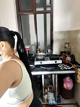 Heena-143 online show from 29, 11, 2025