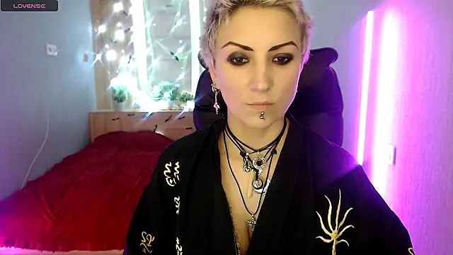 Sweet-n-Strong online show from 18, 11, 2025