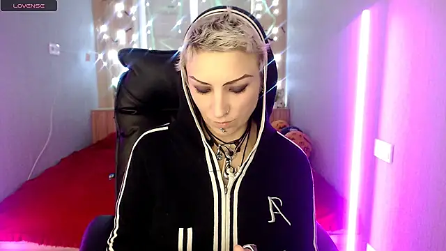 Sweet-n-Strong online show from 20, 11, 2025