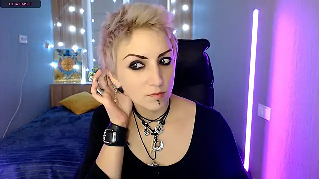 Sweet-n-Strong online show from 2, 12, 2025