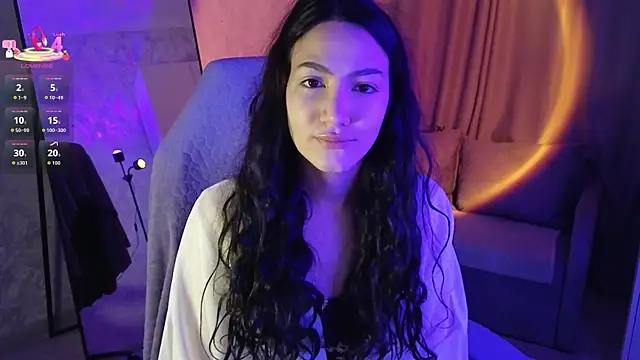 Mulan Lo online show from 26, 11, 2025