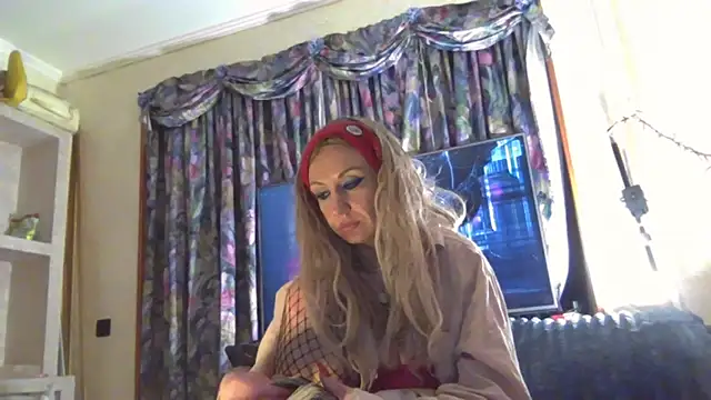 LilaniLoverx online show from 21, 4, 2026