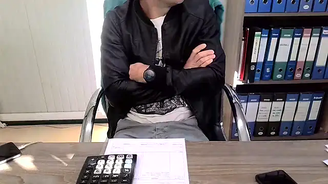 Evasionee online show from 4, 11, 2025