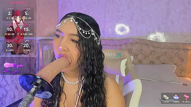 WhitneySweet online show from 3, 11, 2025