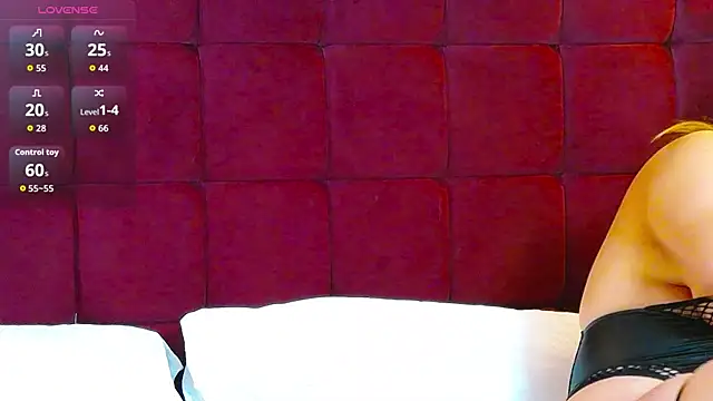 kittykelly online show from 12, 11, 2025